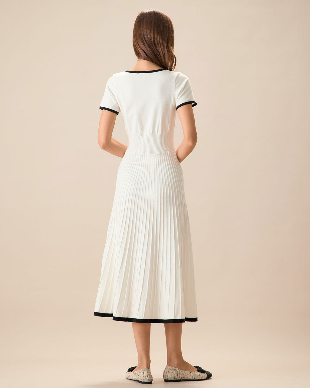 Polar Contrasting Sweater Midi Dress In White