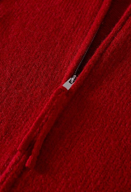 Lover Zip-Up Crew Neck Knit Cardigan in Red
