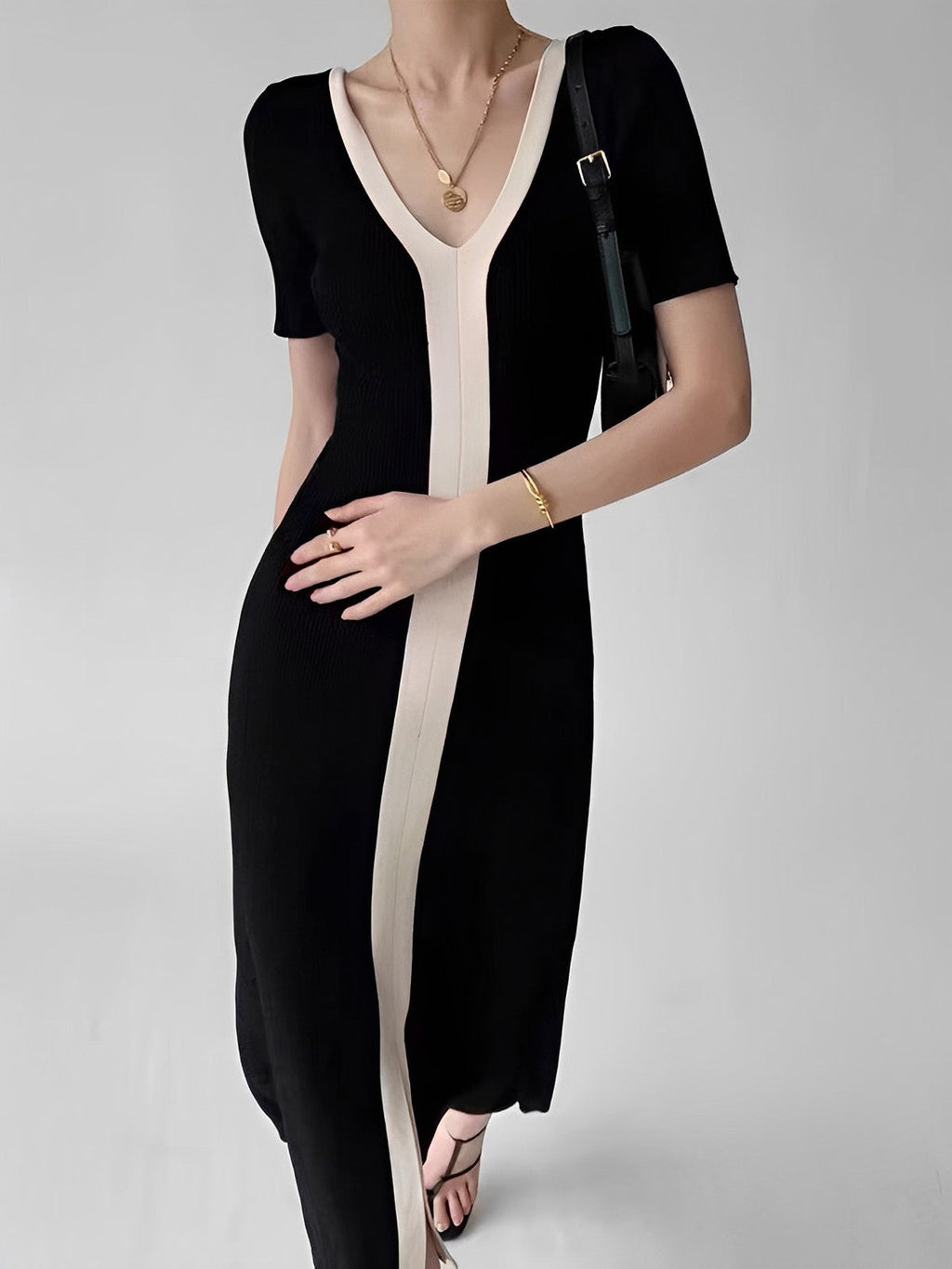 Dual Tone Knit Slit Midi Dress