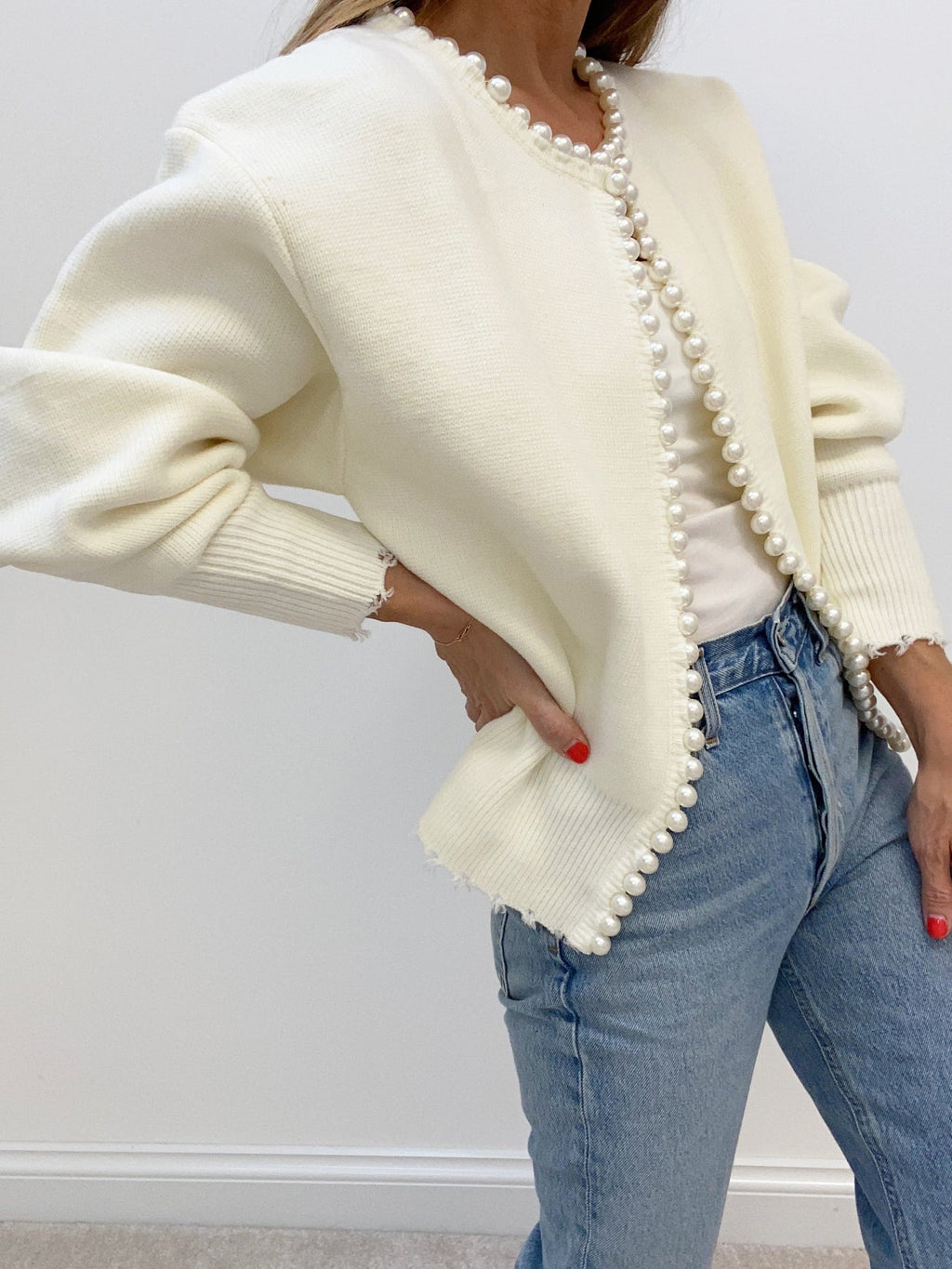 Pretty Edge Distressed Hem Cardigan