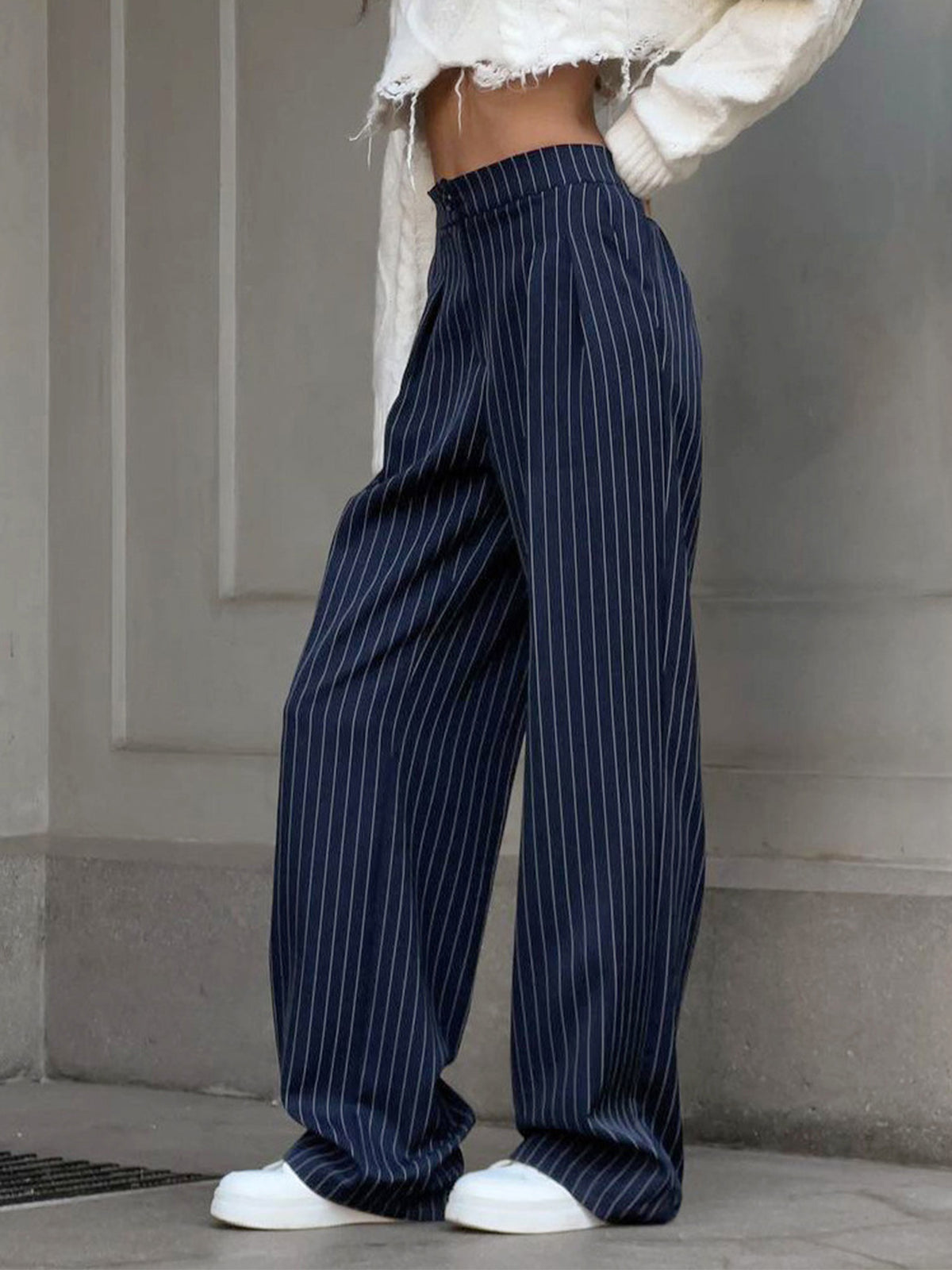 Sharp Dressed Pinstripe Pleated Wide-Leg Pants