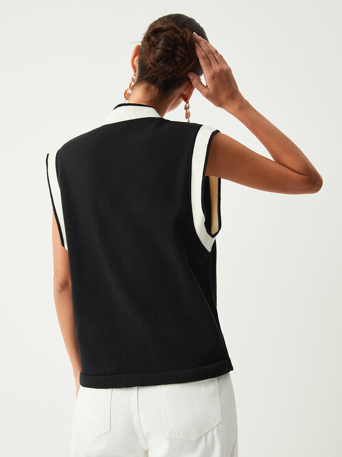 Vera Contrast Trim Sweater Vest