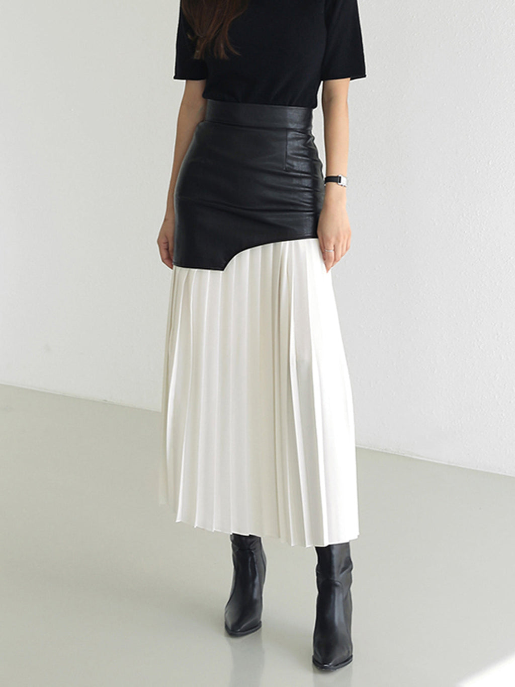 Dubai Dreams Faux Leather Pleated Maxi Skirt