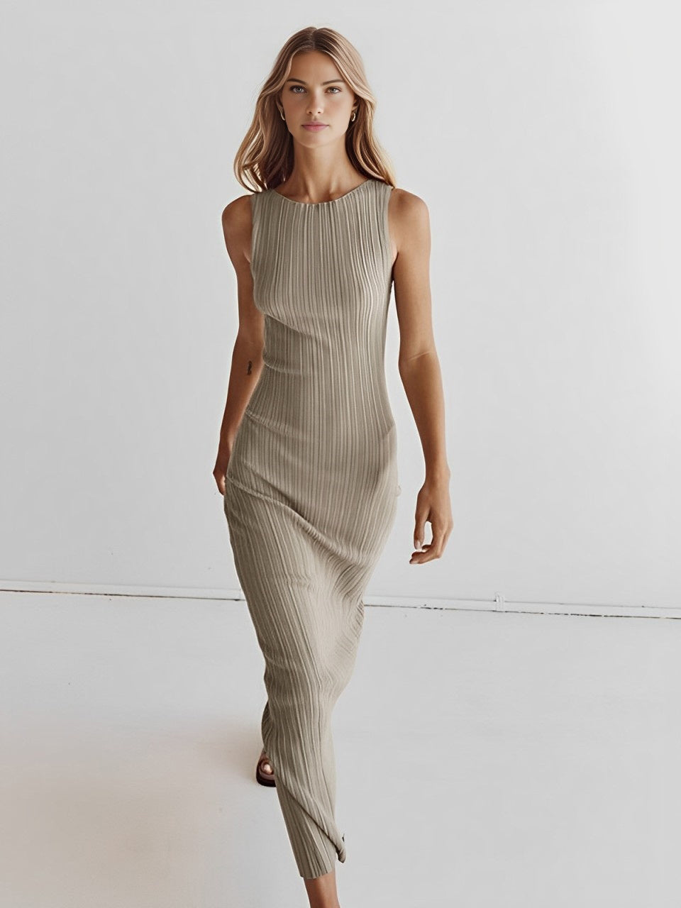 Effortless Ribbed Sleeveless Knit Long Dress