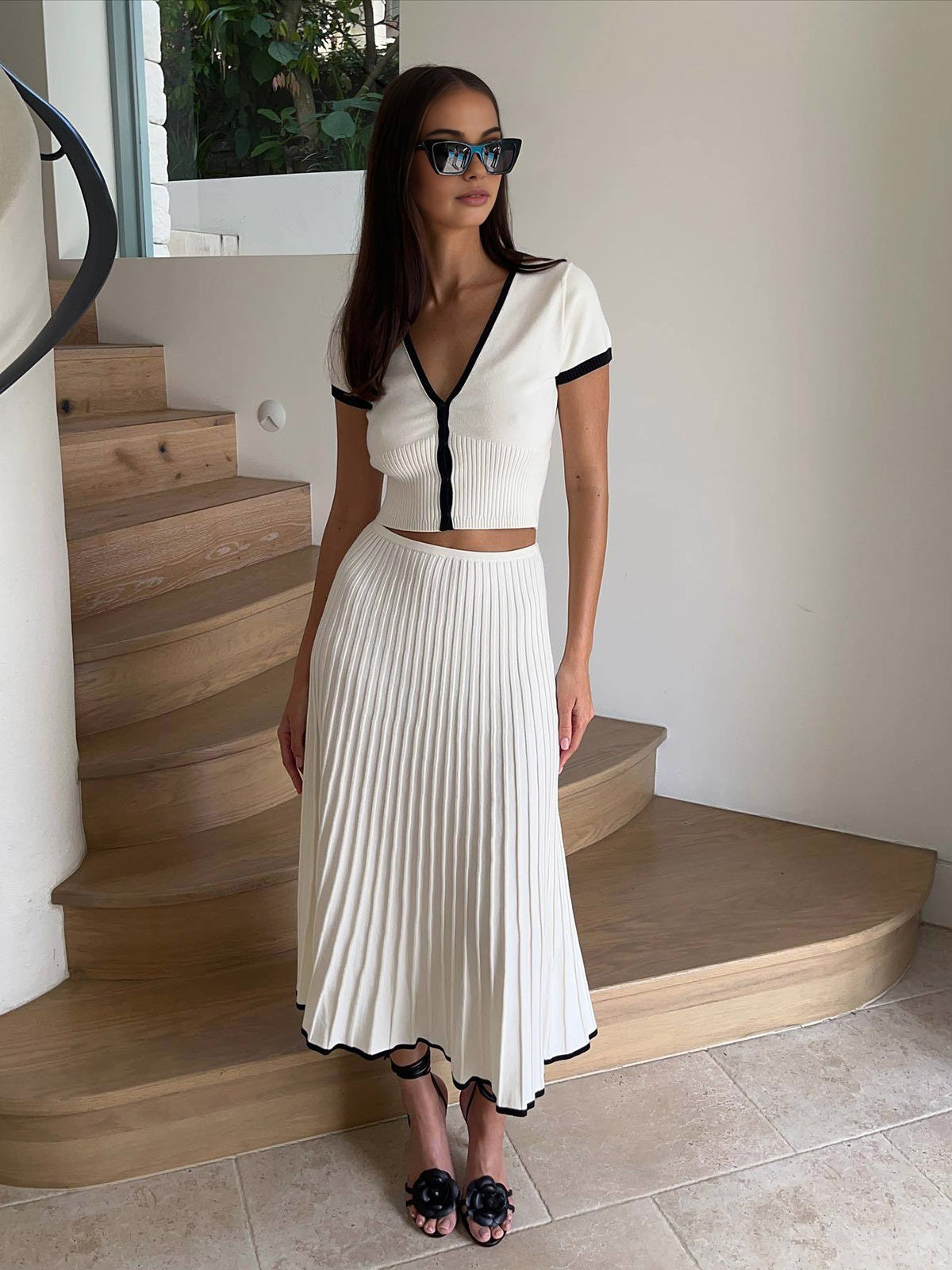 Tonal Chic Contrast Sweater Skirt Set