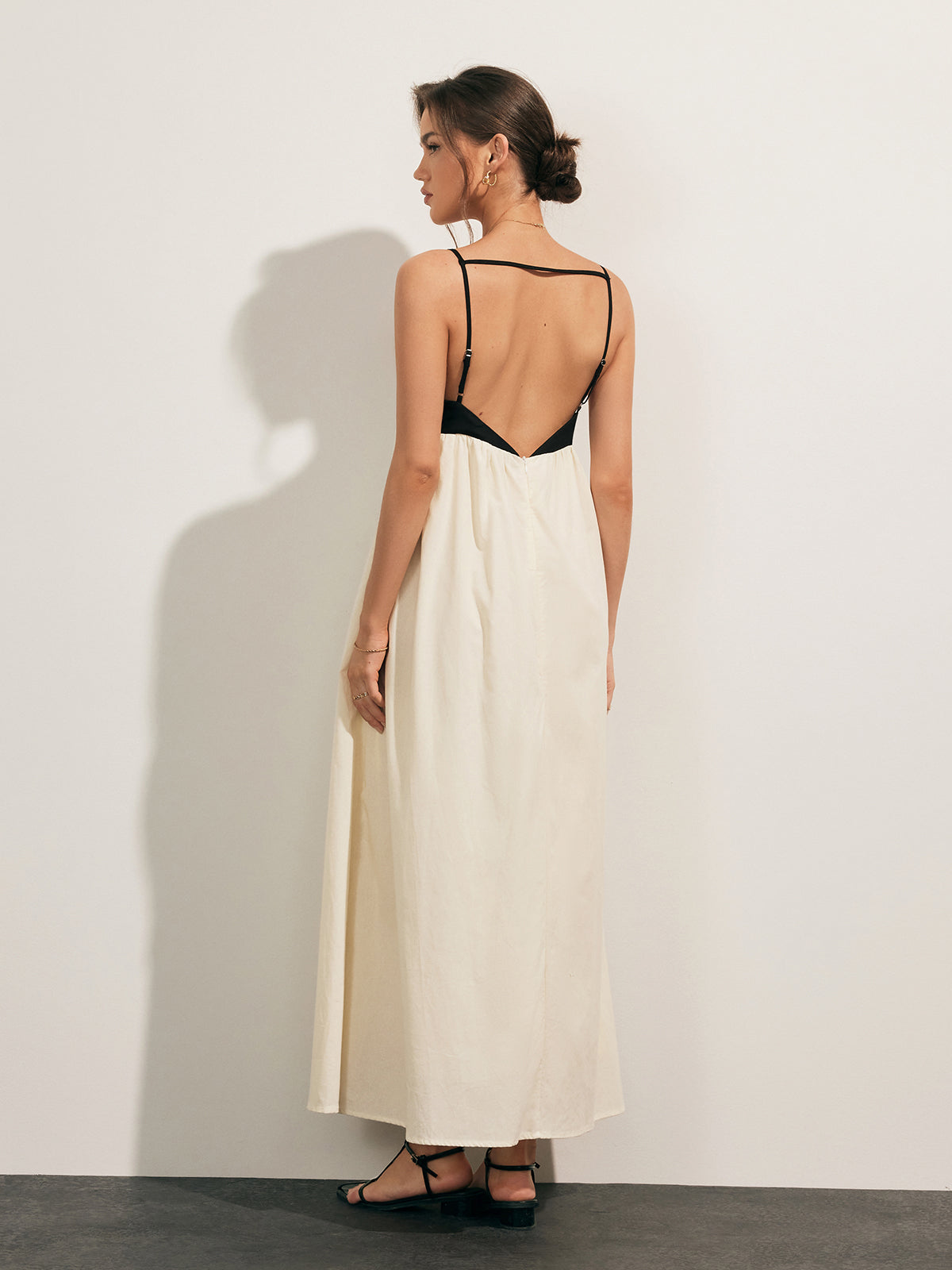 Pocket Detail Open Back Contrast Long Dress