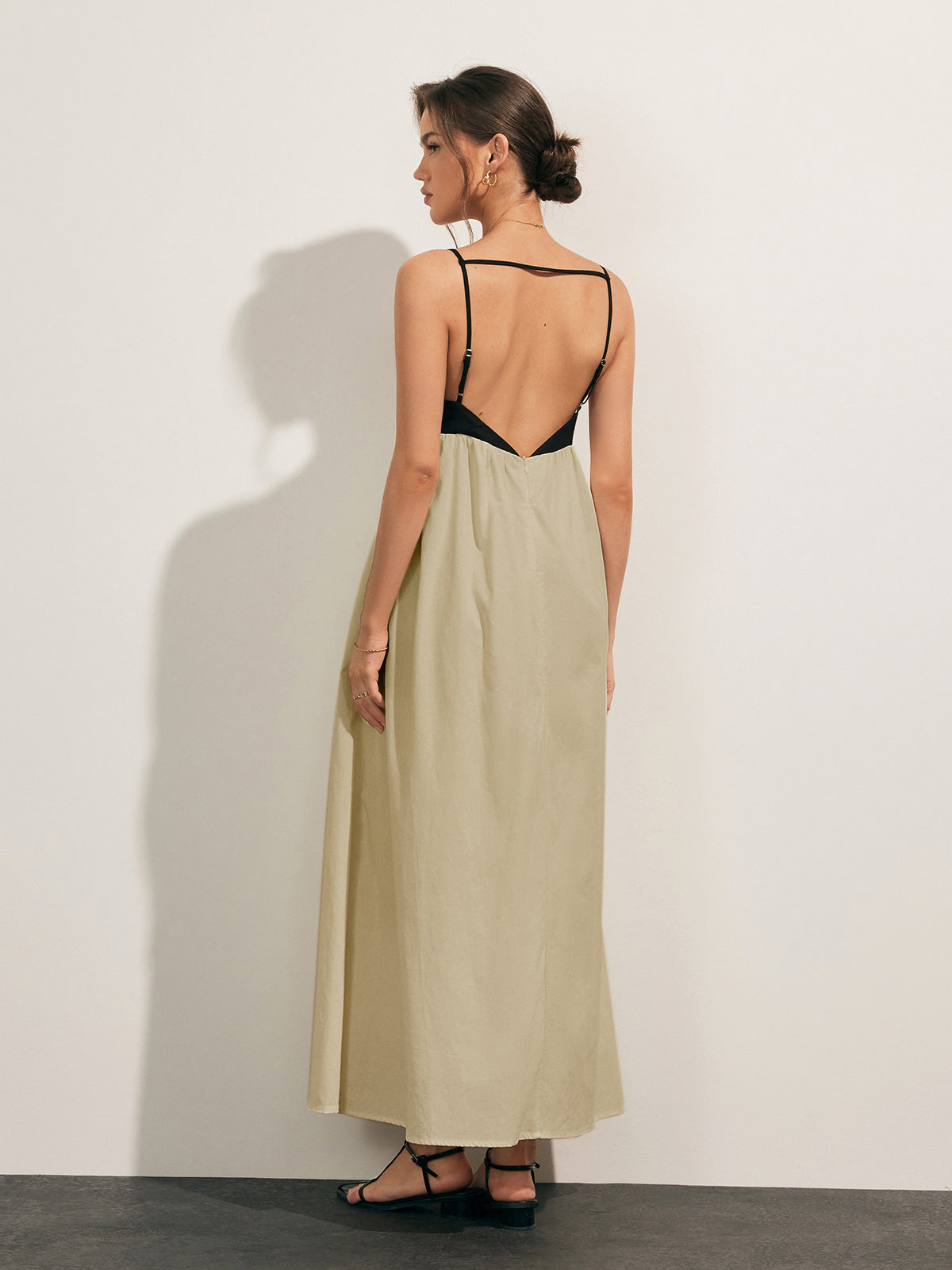 Pocket Detail Open Back Contrast Long Dress