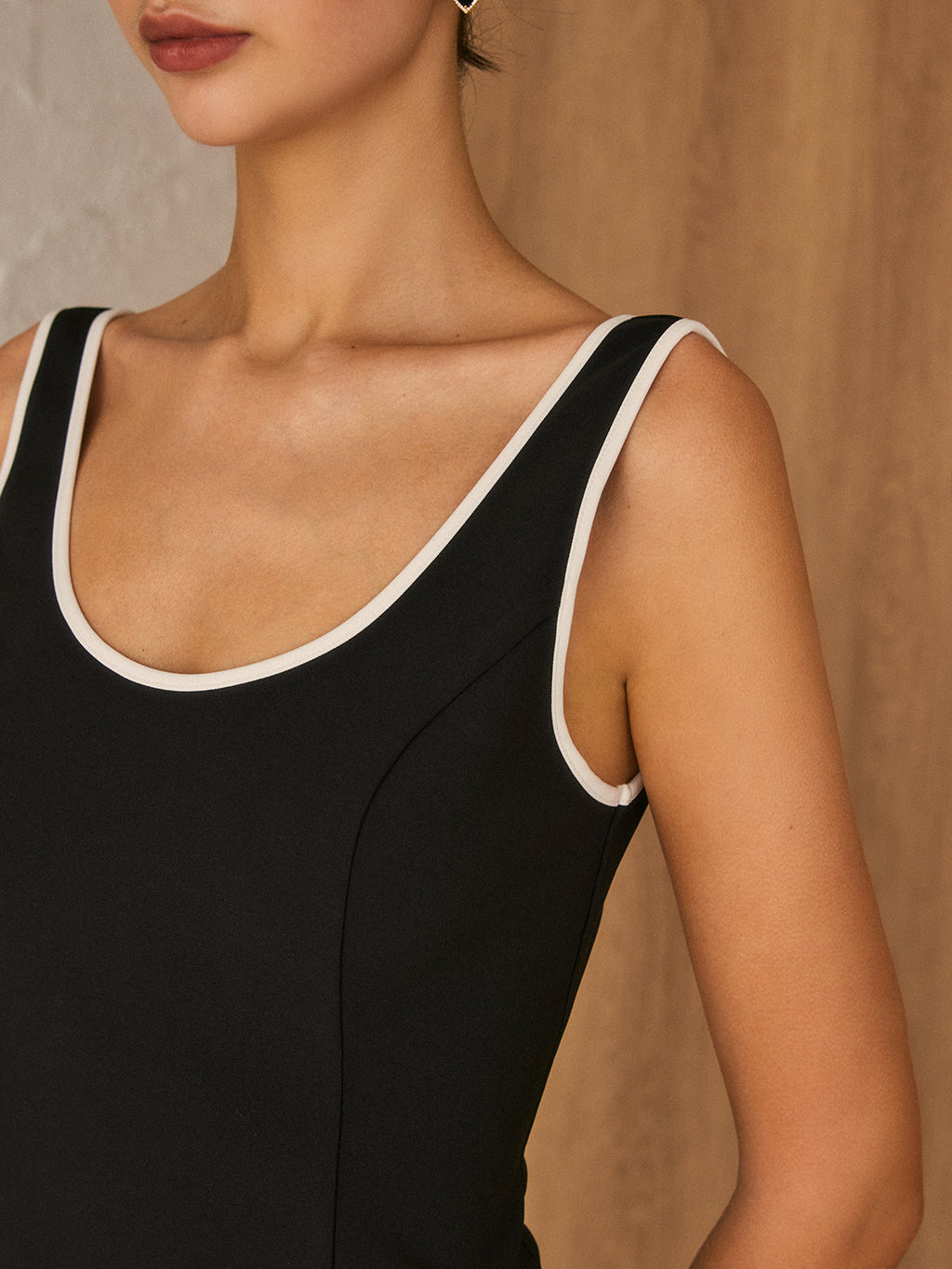 Zip Me Up Contrast Piping Dress