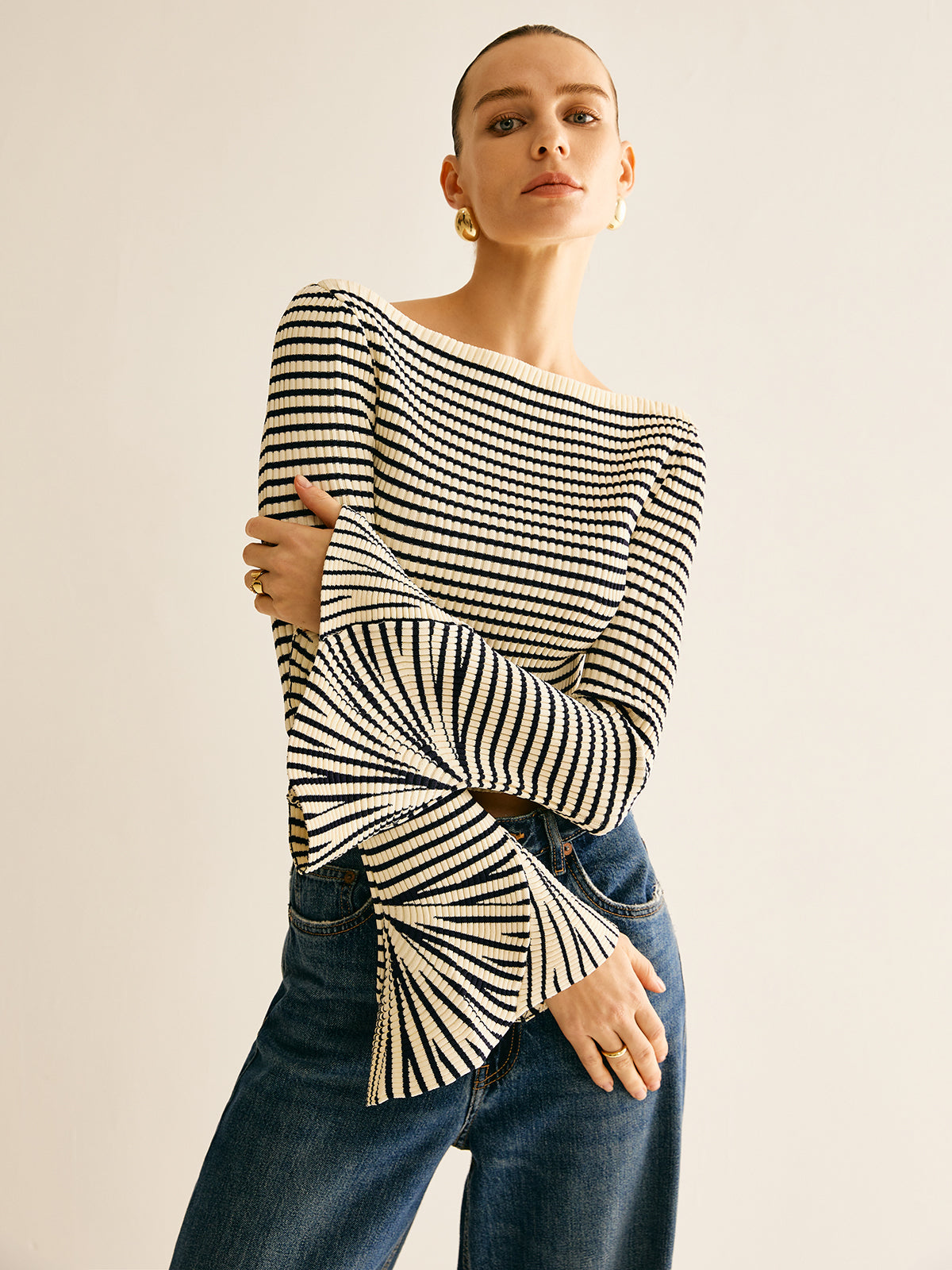 Magic City Striped Ruffle-Sleeve Knit Top