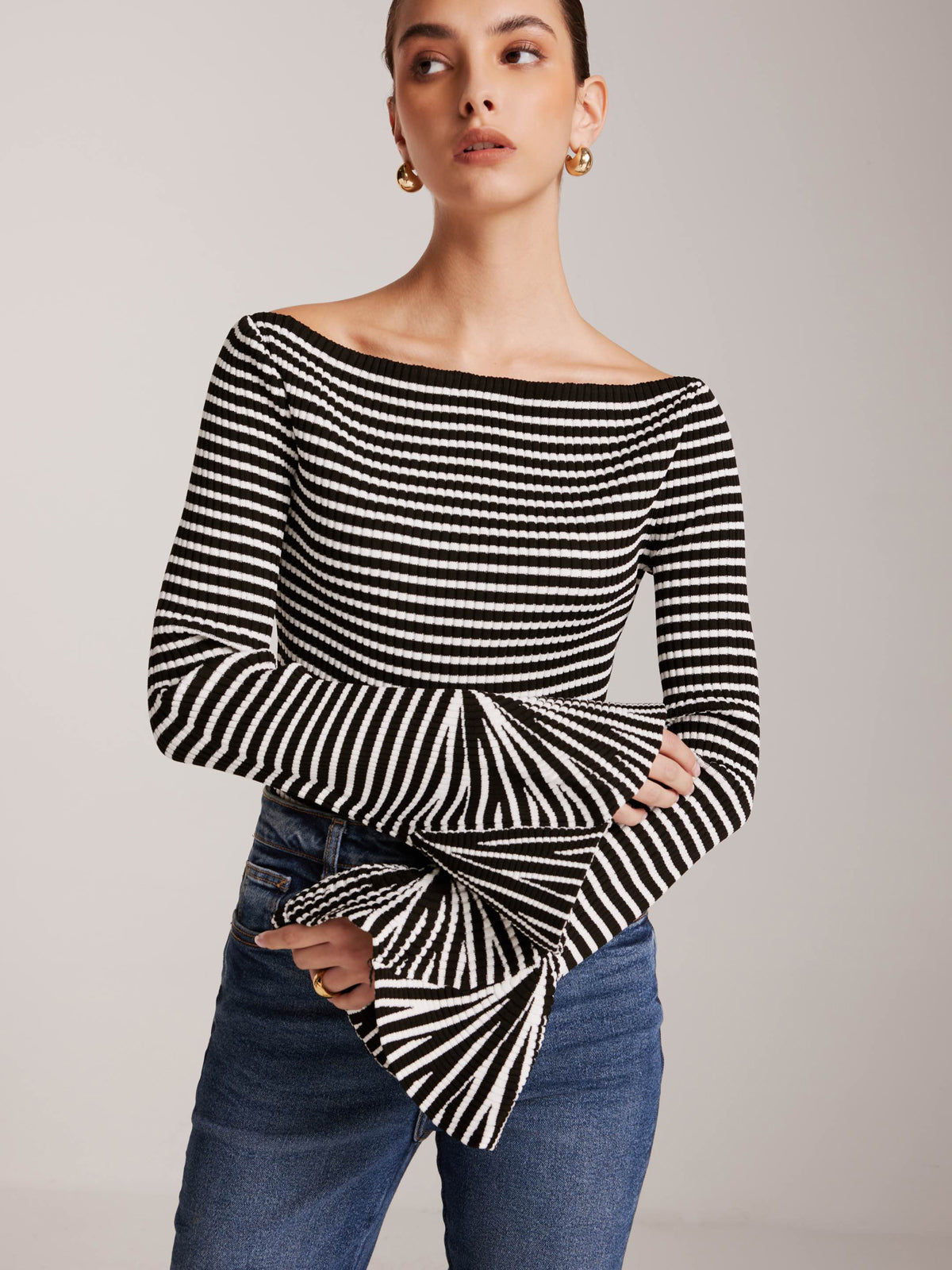 Magic City Striped Ruffle-Sleeve Knit Top
