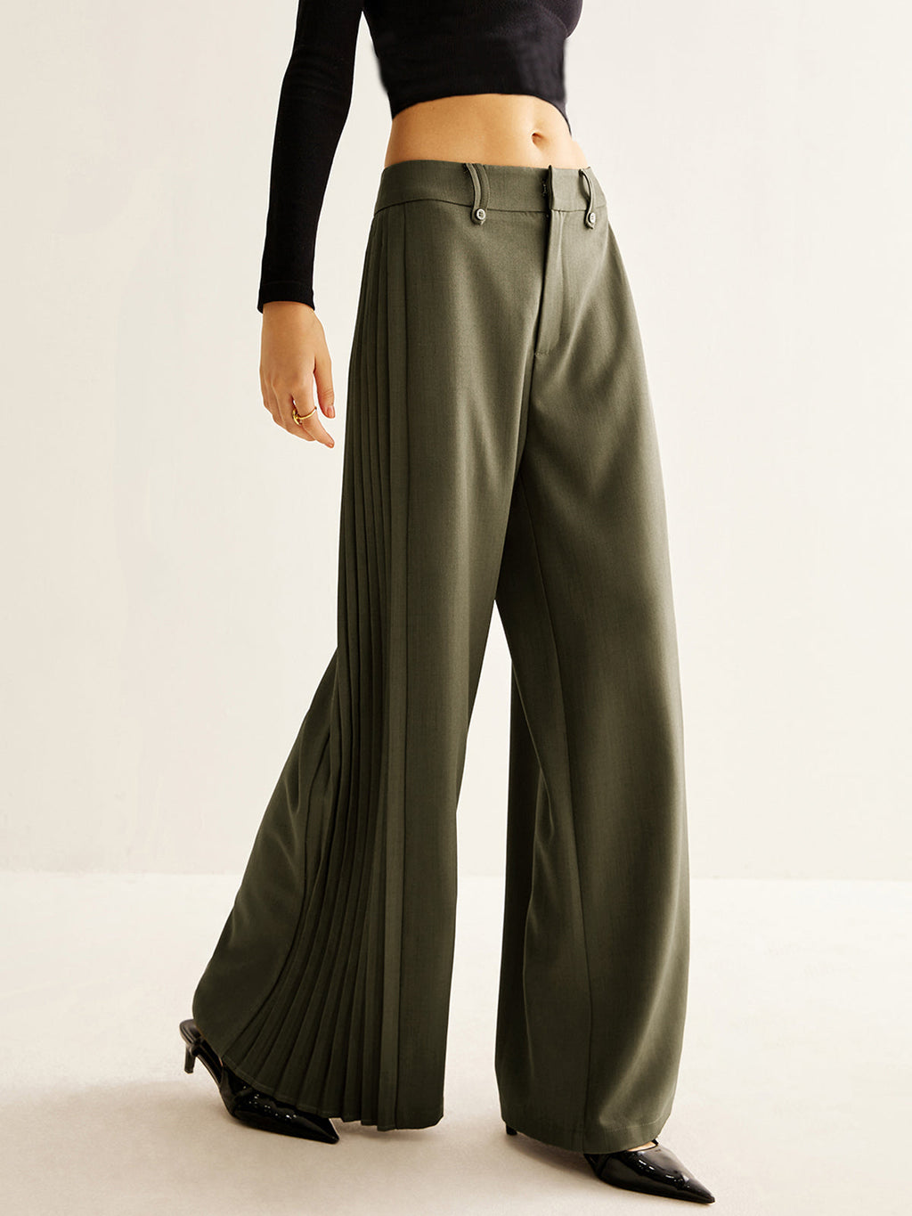 Effortless Side-Pleated Wide-Leg Pants