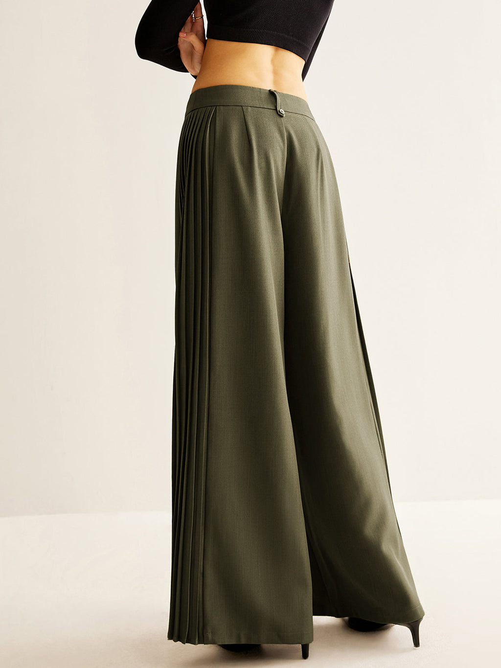 Effortless Side-Pleated Wide-Leg Pants
