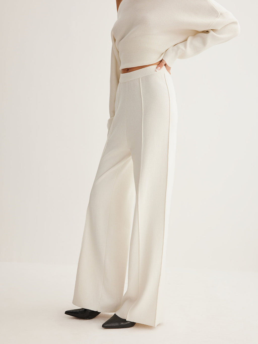 The Tailored Wool-Blend Piping Pants