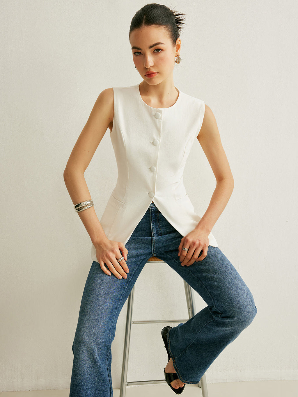 Girl Statement Classy Button Sleeveless Vest