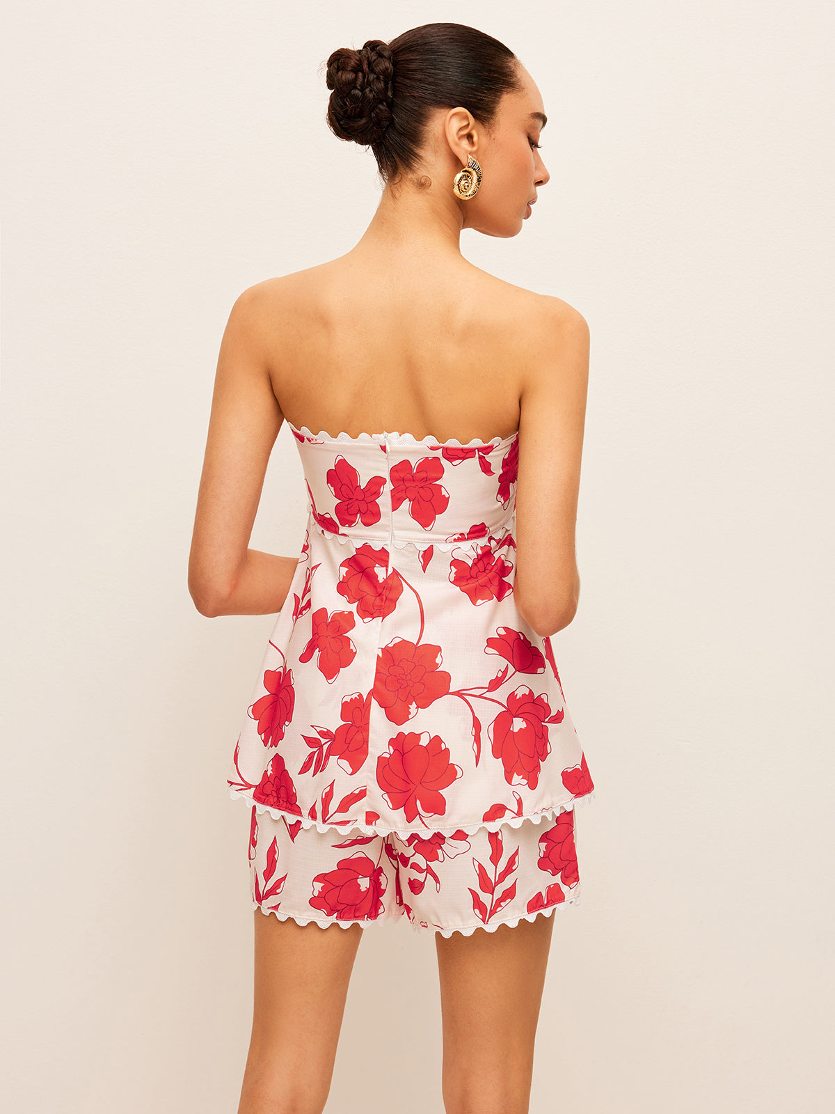 Bloom & Go Floral Strapless Top & Pockets Shorts Set