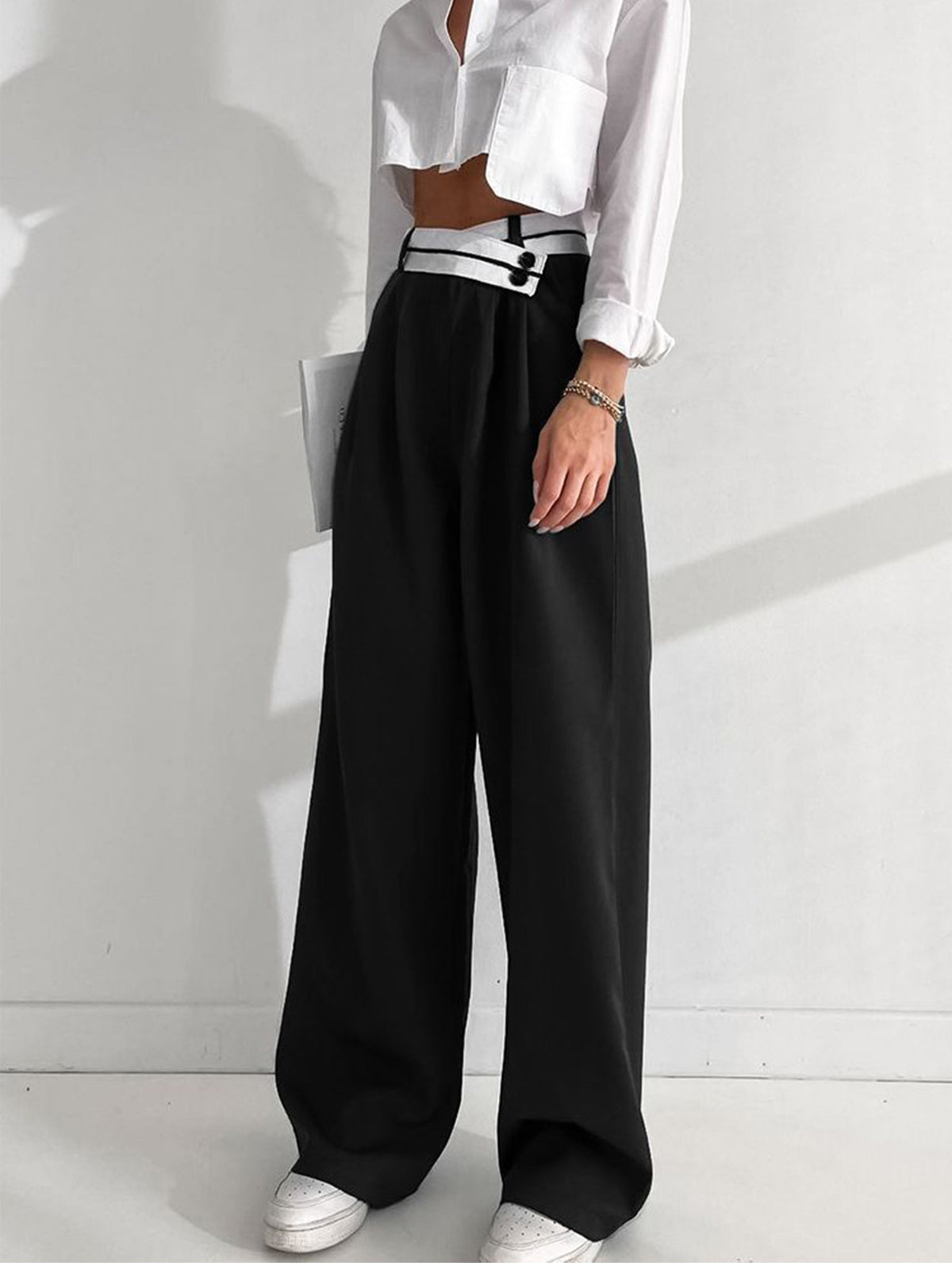 The Contrast Waistband Wide-Leg Dress Pants