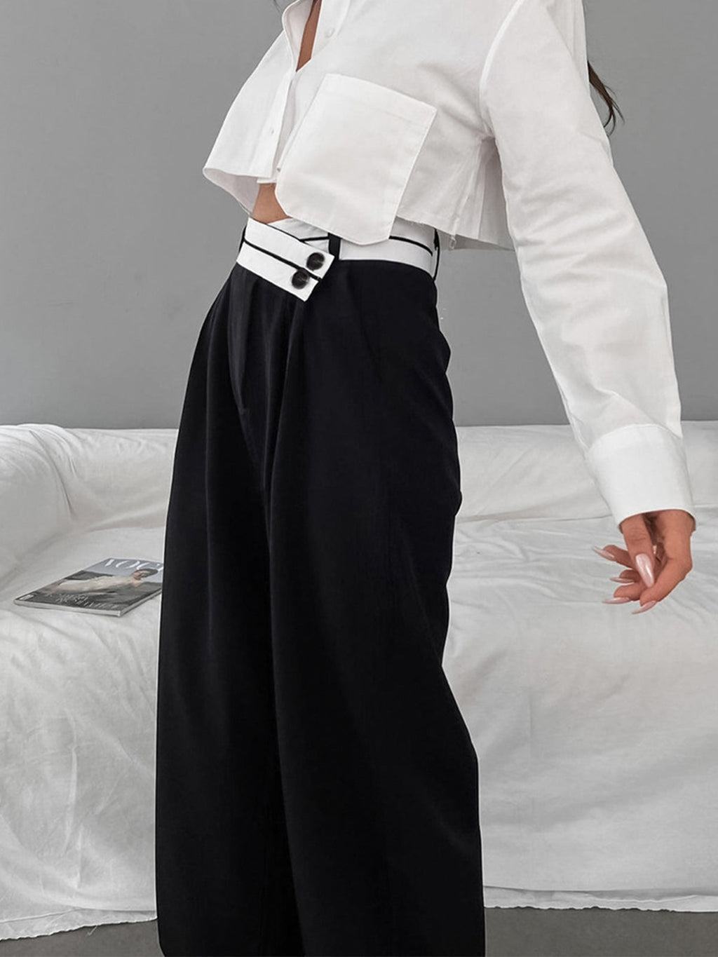 The Contrast Waistband Wide-Leg Dress Pants