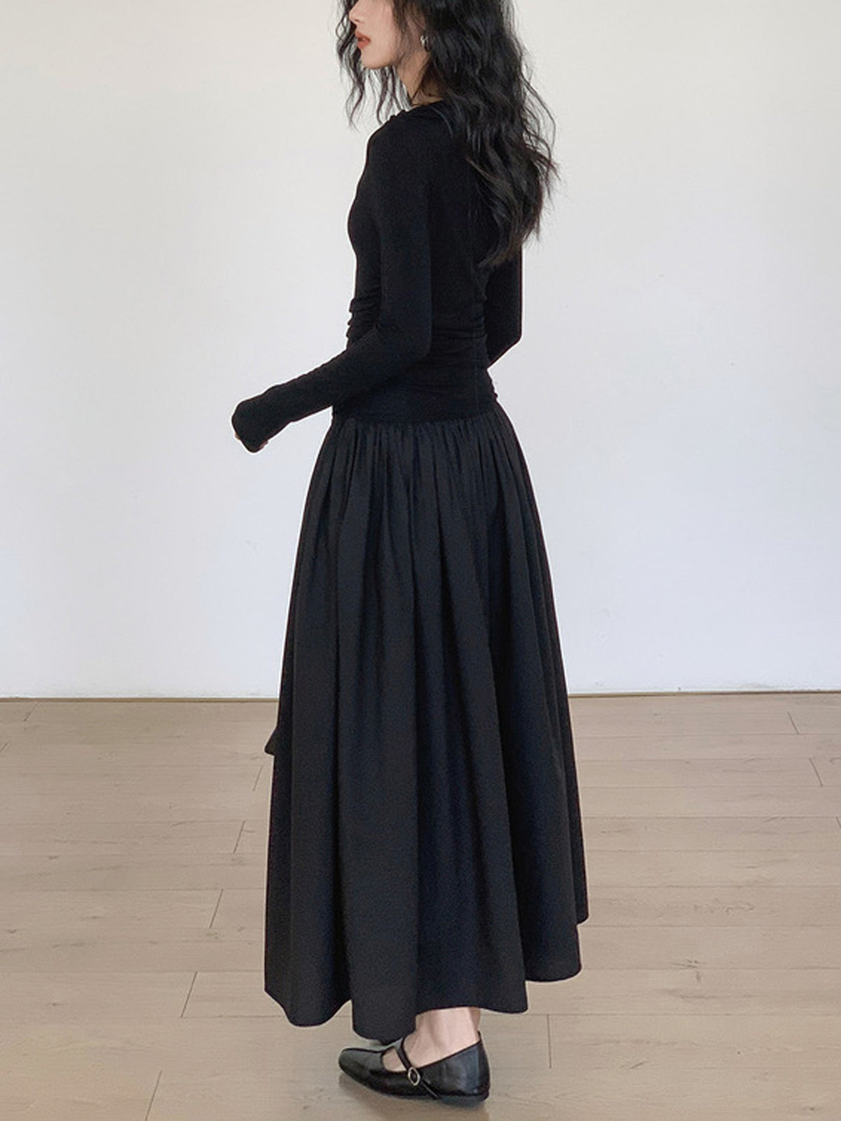 Woven Dreams Pleated Knit Long Sleeve Midi Dress