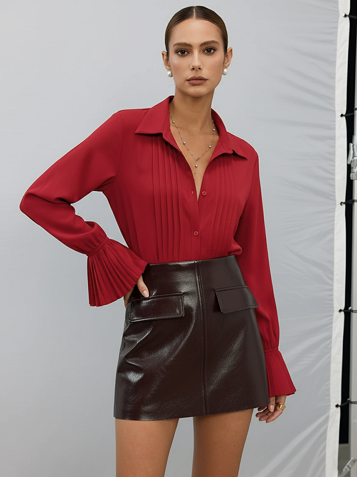 Classic Gesture Pleated Bell Sleeve Shirt