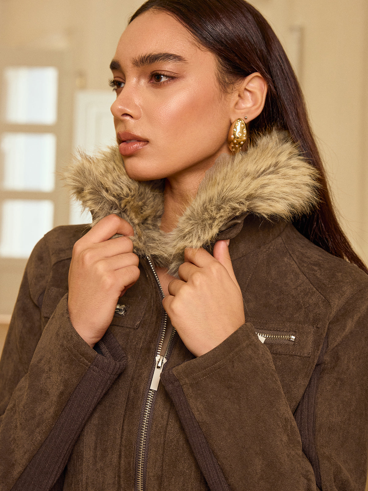 Tundra Faux Chic Fur Collar Knit Suede Jacket