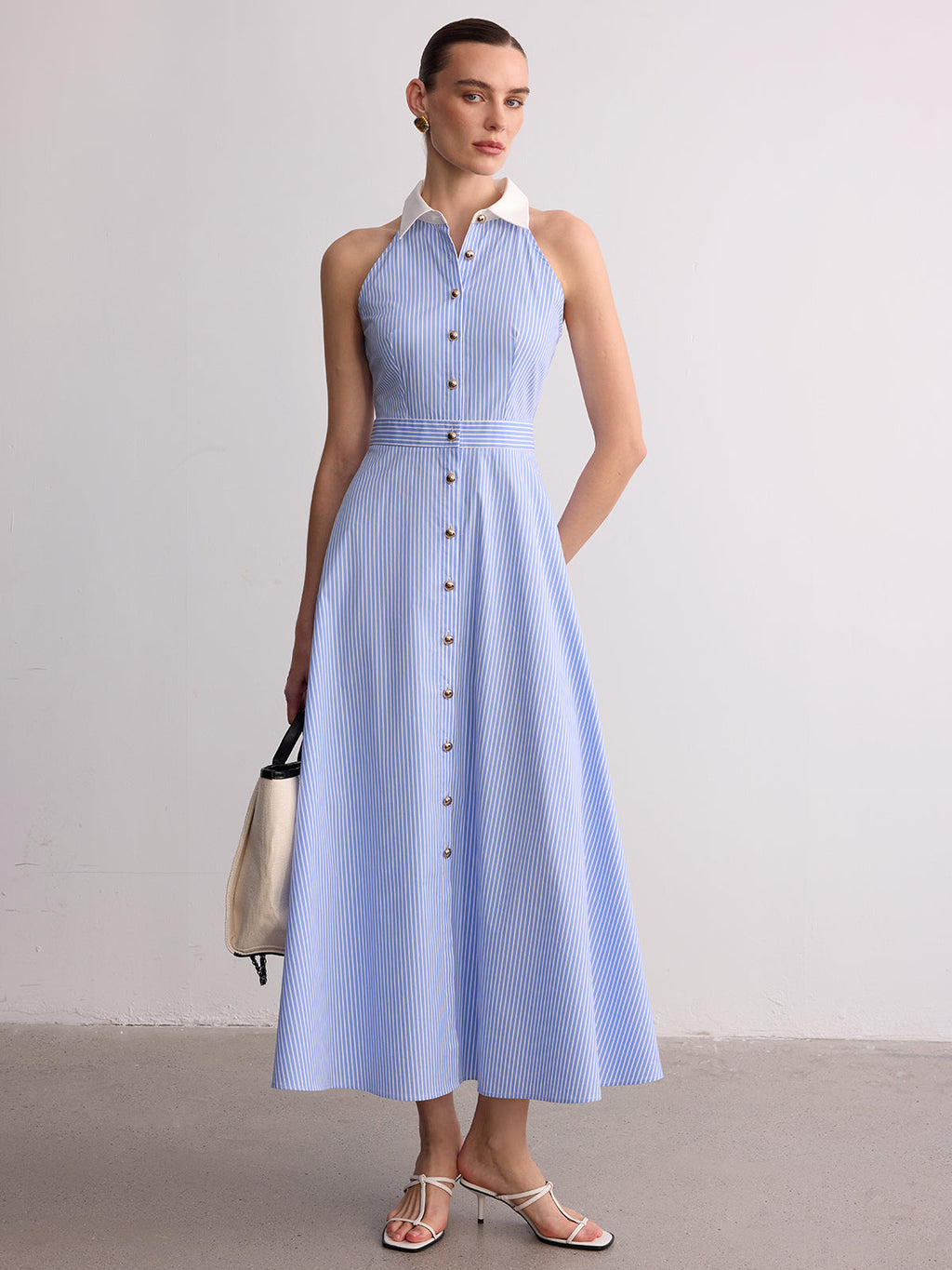 Amy Sleeveless Buttoned Maxi Dress