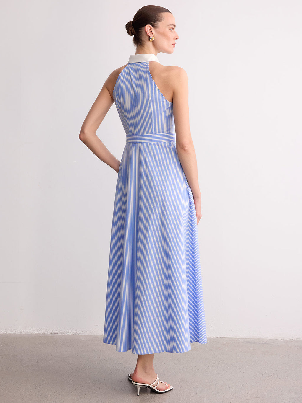 Amy Sleeveless Buttoned Maxi Dress
