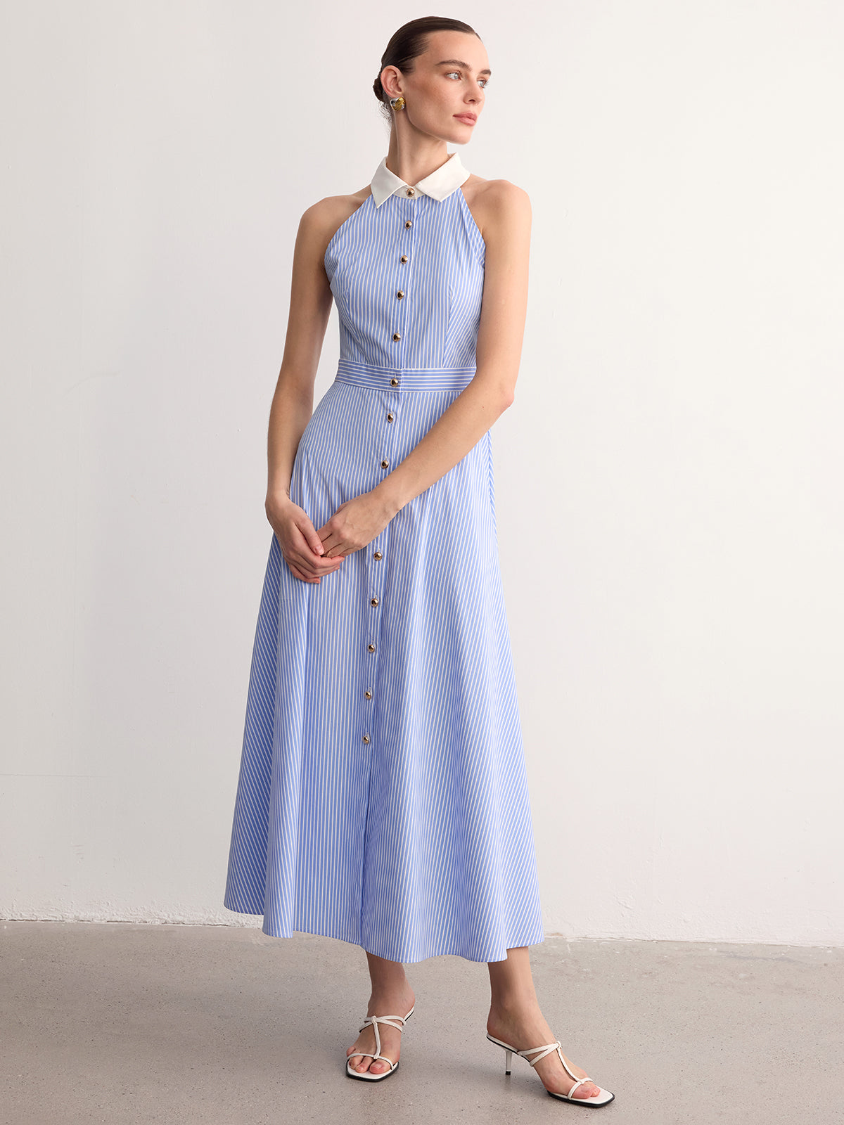 Amy Sleeveless Buttoned Maxi Dress