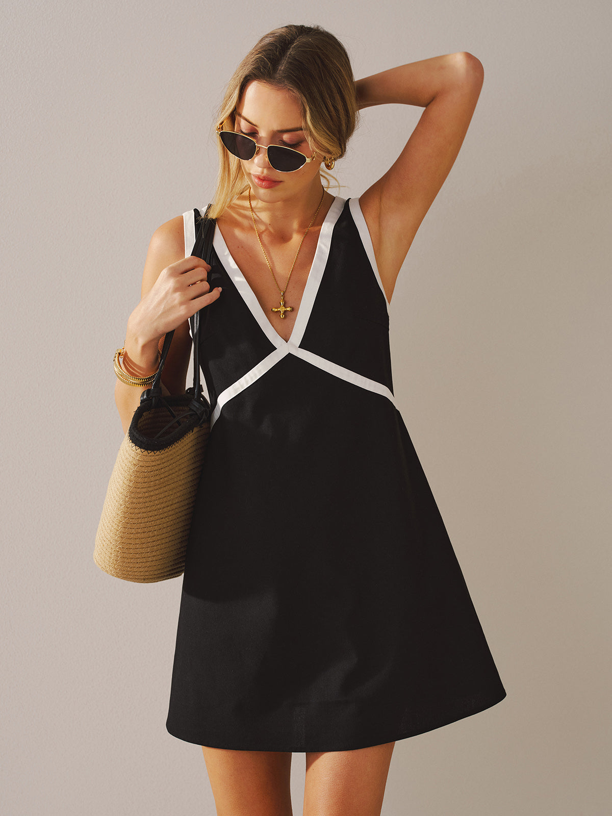 Relaxed Chic Contrast Trim Linen-Blend Mini Dress