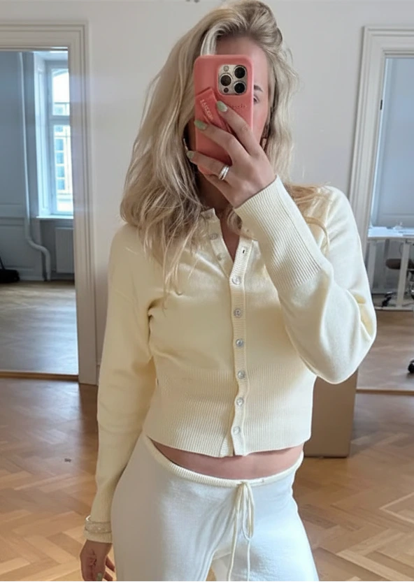 Bloom Ribbed Knit Button-Front Cropped Cardigan