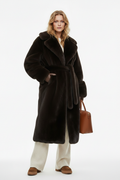 Coat fully closed - new shot