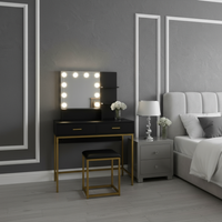 Straight-on front view