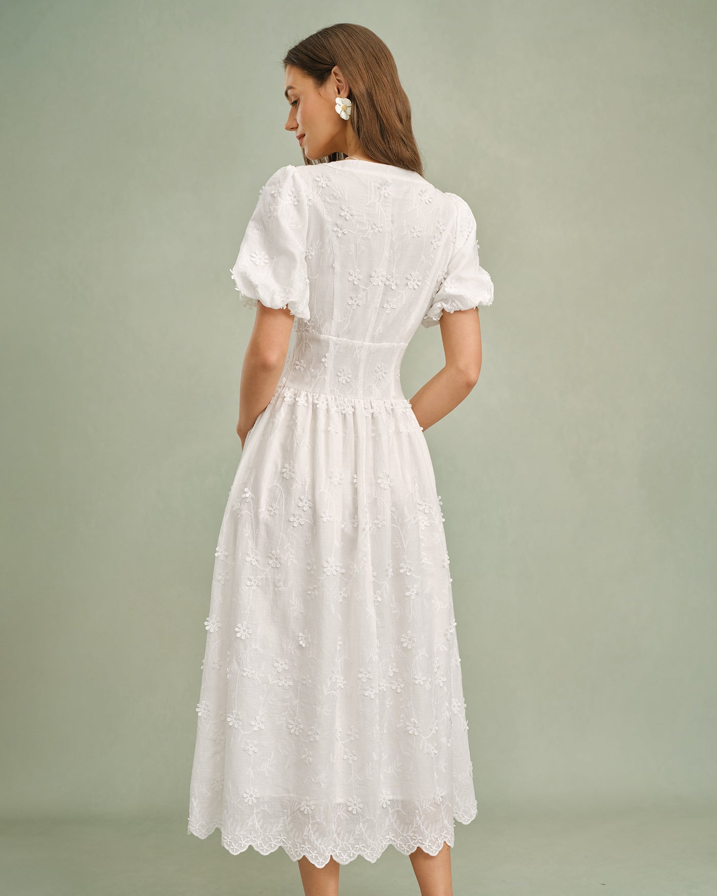 Daisy Fresh Floral Round Neck Midi Dress