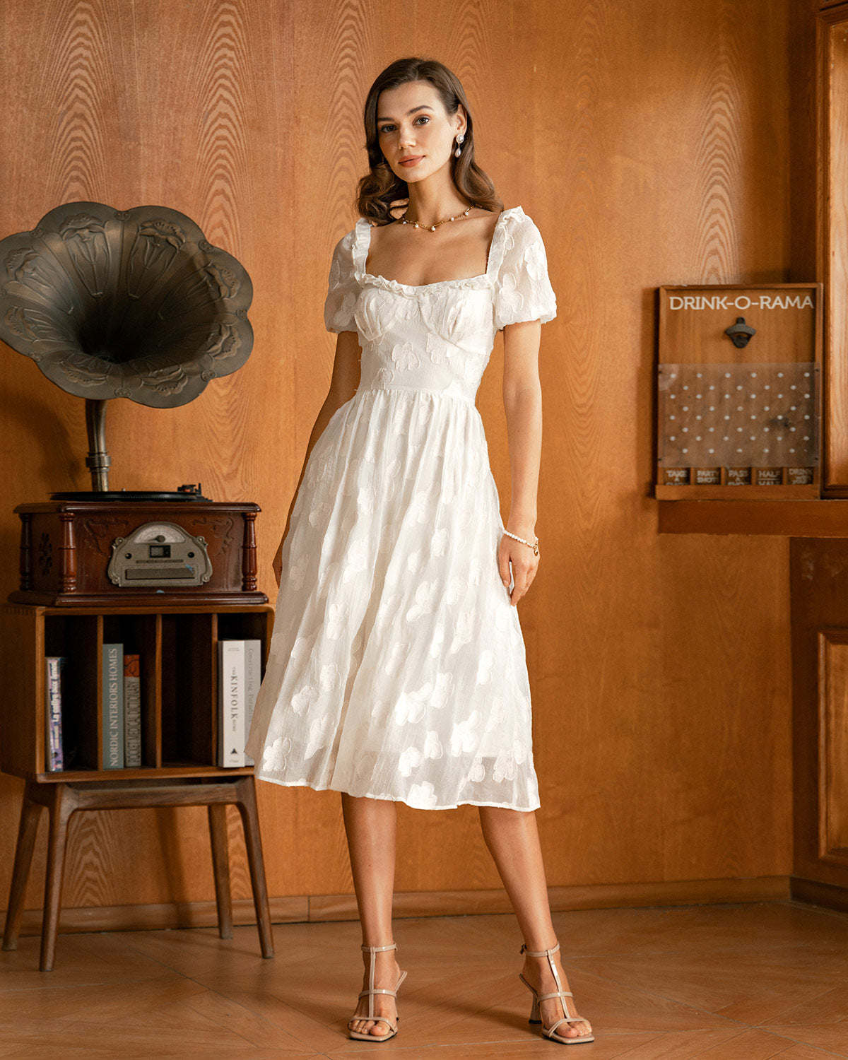 Sleek Puffed Sleeve Midi Dress